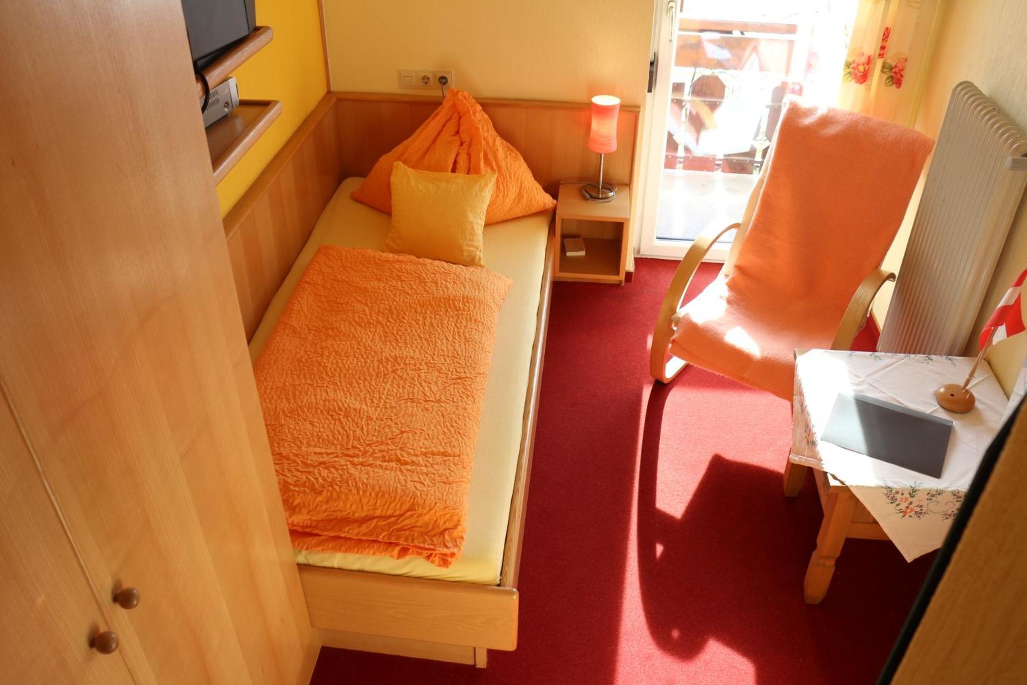 Enzianbrenner Hotel Jenig Room photo